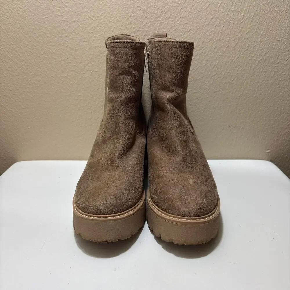 DV Dolce Vita Women's Hawk H20 Brown Suede Lug Sole Platform Chelsea boots - Picture 2 of 7